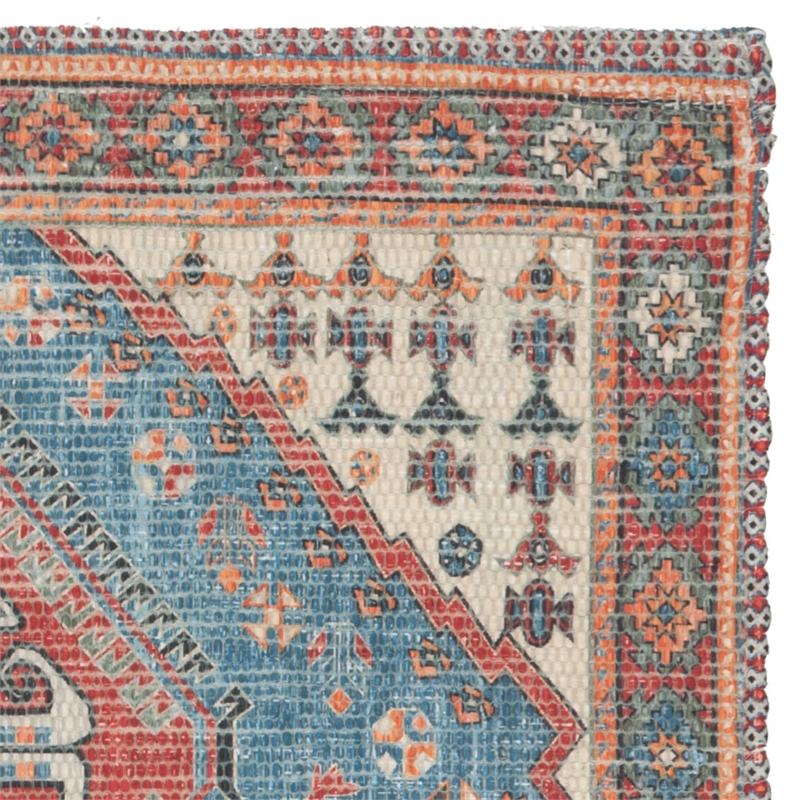 Safavieh Saffron 4' x 6' Hand Loomed Rug in Navy and Red