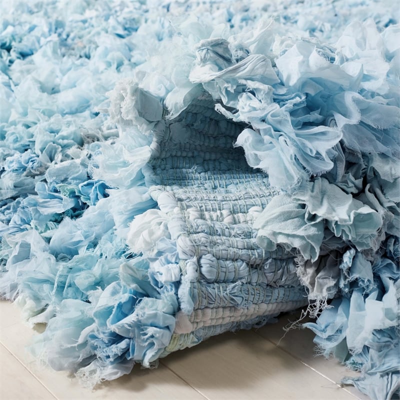 Safavieh Rio 5' x 8' Hand Loomed Shag Rug in Sky Blue