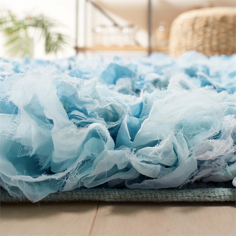 Safavieh Rio 6' x 9' Hand Loomed Shag Rug in Sky Blue