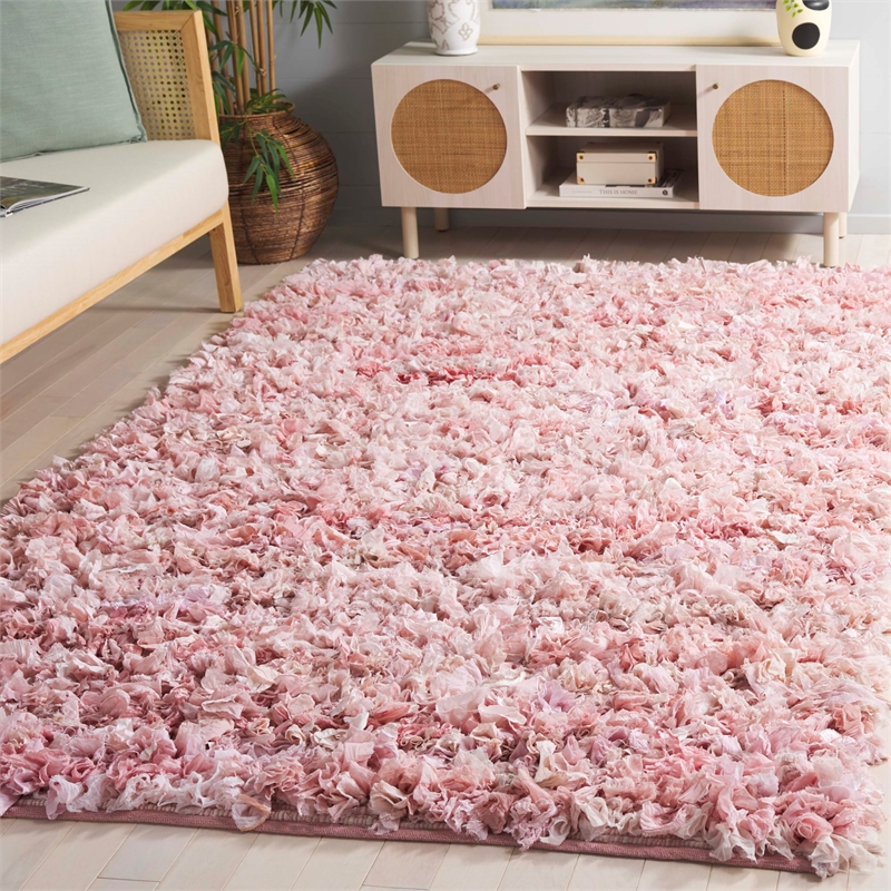 Safavieh Rio 6' x 9' Hand Loomed Shag Rug in Light Pink