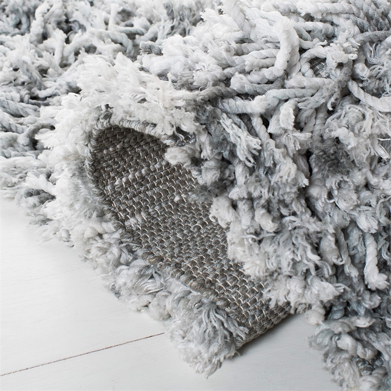 Safavieh Rio 3' x 5' Hand Loomed Shag Rug in Gray and Ivory