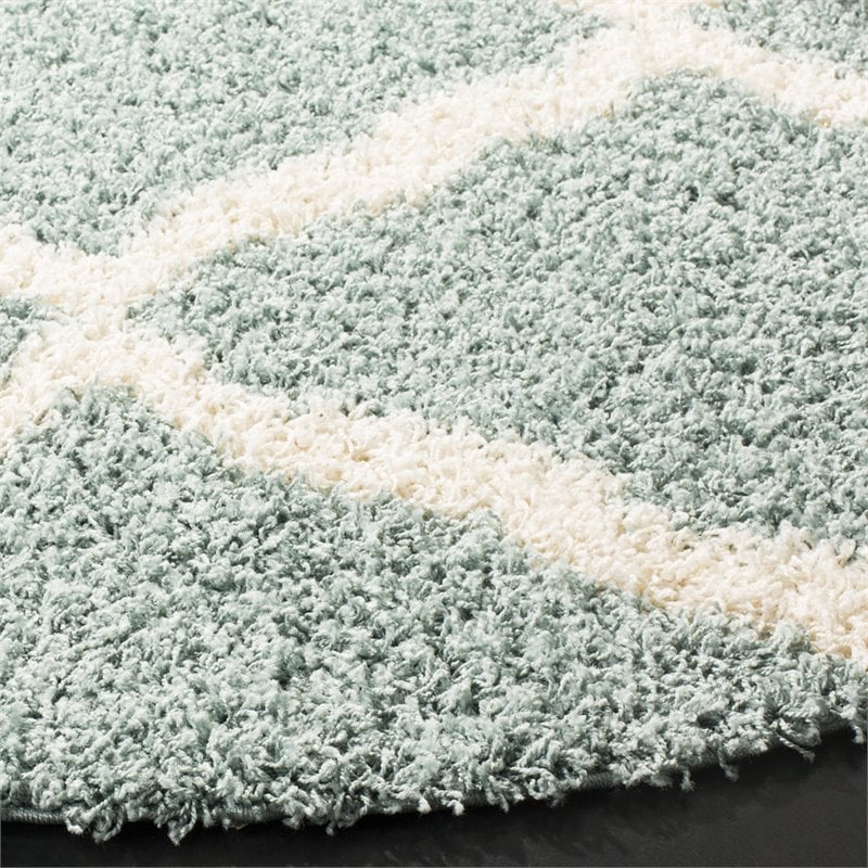 Safavieh Dallas 6' Round Shag Rug in Seafoam and Ivory