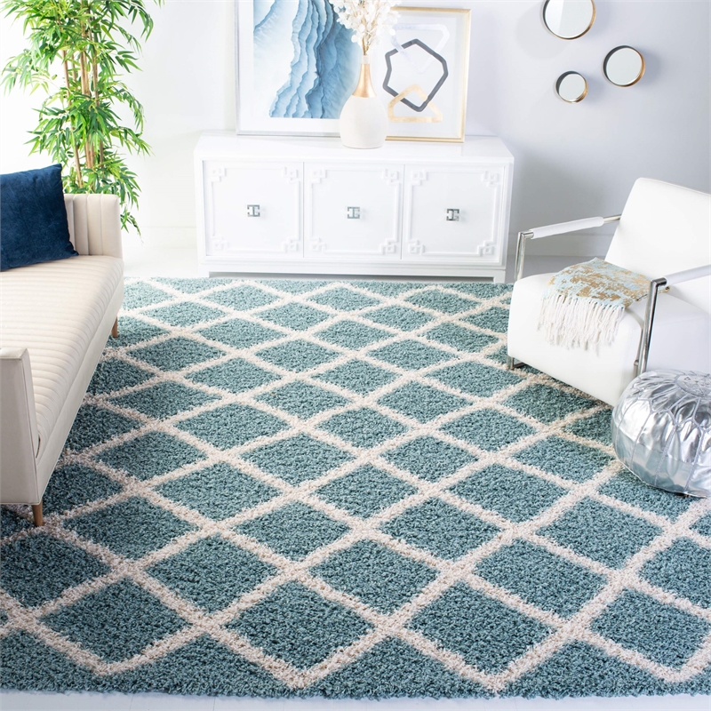 Safavieh Dallas 6' x 9' Shag Rug in Seafoam and Ivory