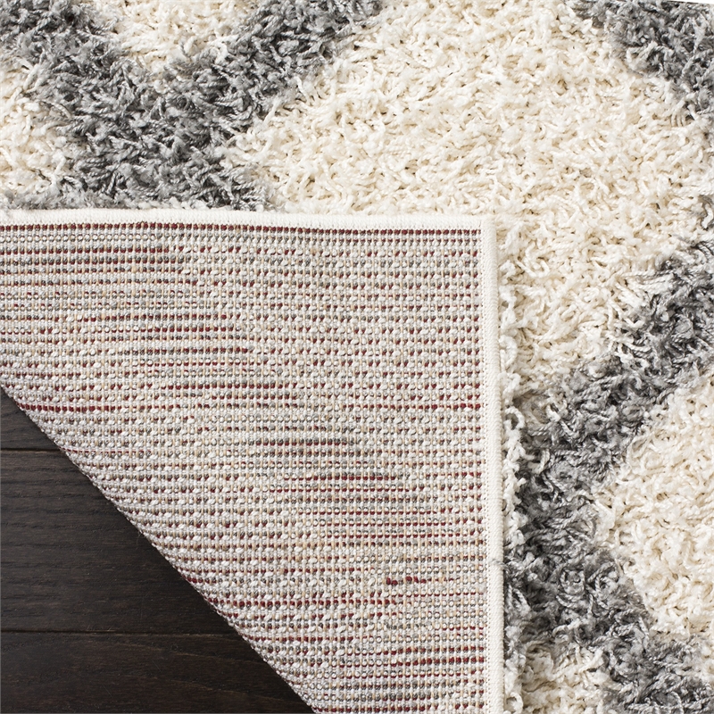 Safavieh Dallas 4' x 6' Shag Rug in Ivory and Gray