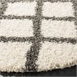 Safavieh Dallas 6' Round Shag Rug in Ivory and Gray