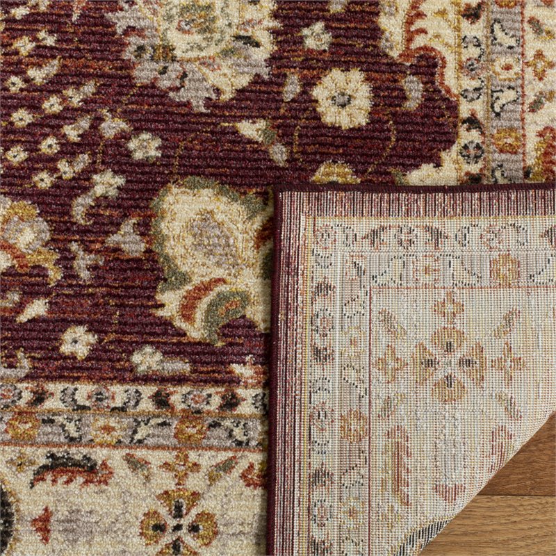 Safavieh Summit 5' x 7' Rug in Red and Cream