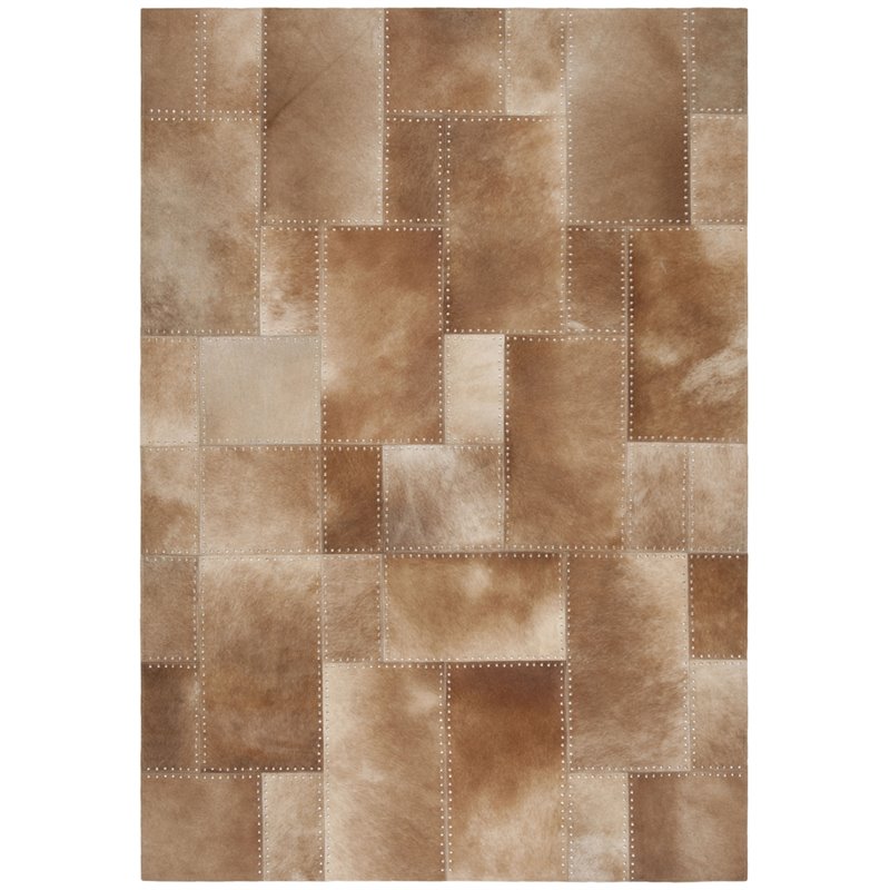 Safavieh Studio 5' x 8' Hand Woven Leather Rug in Beige and White