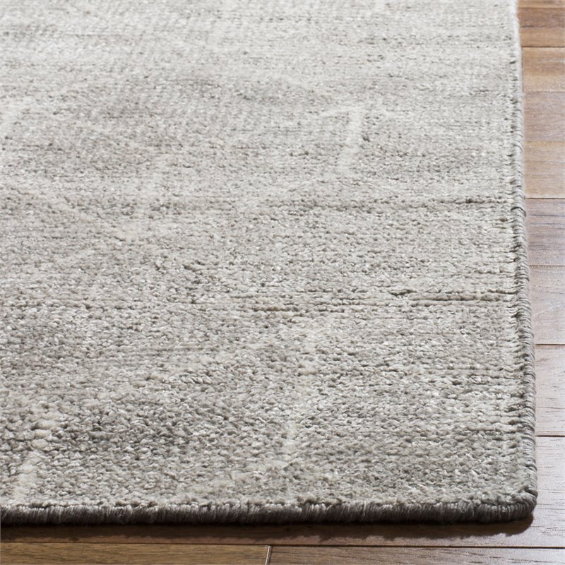 Safavieh Stone Wash 4' x 6' Hand Knotted Rug in Gray