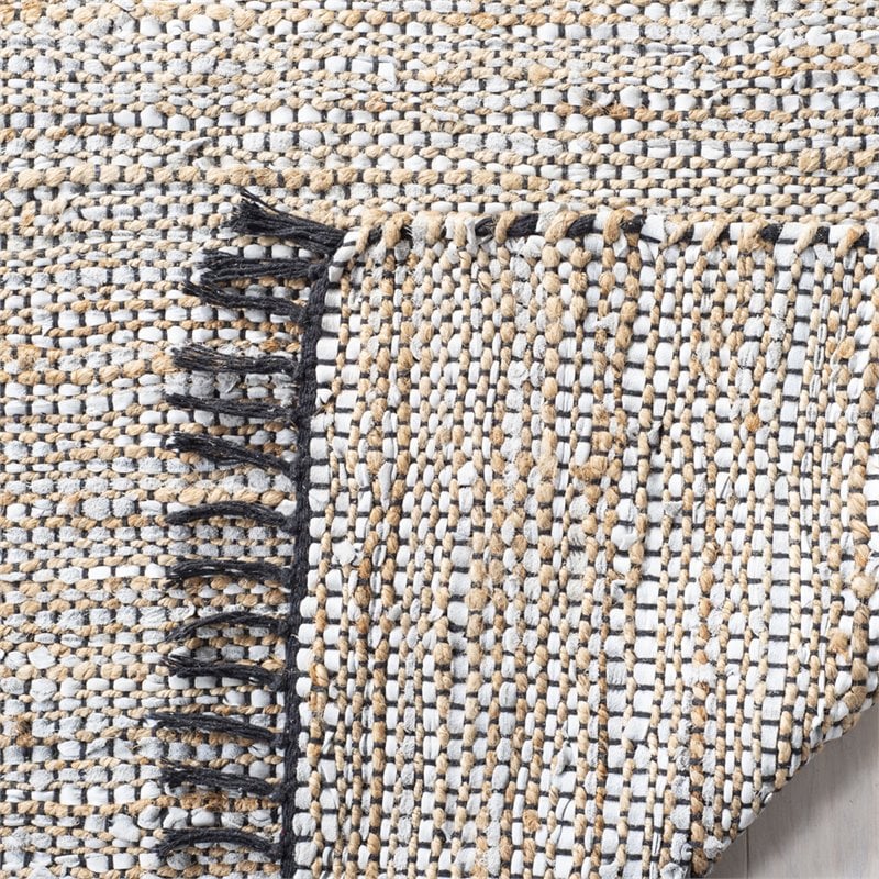 Safavieh Vintage 4' x 6' Hand Woven Leather Rug in Brown and Beige