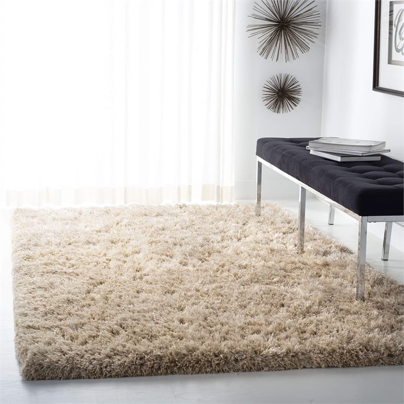 Safavieh Atlantic 4' x 6' Hand Tufted Shag Rug in Beige