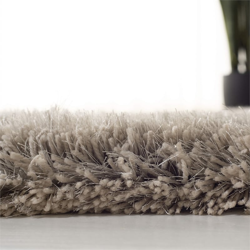Safavieh Atlantic 5' x 8' Hand Tufted Shag Rug in Silver