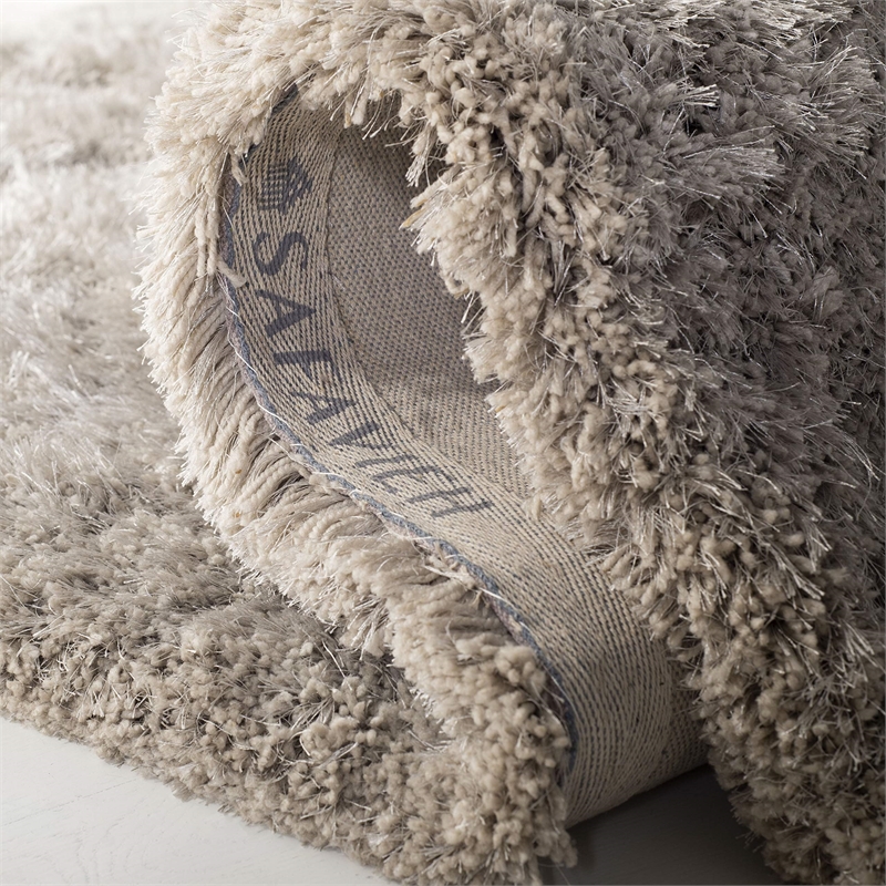Safavieh Atlantic 8' x 10' Hand Tufted Shag Rug in Silver