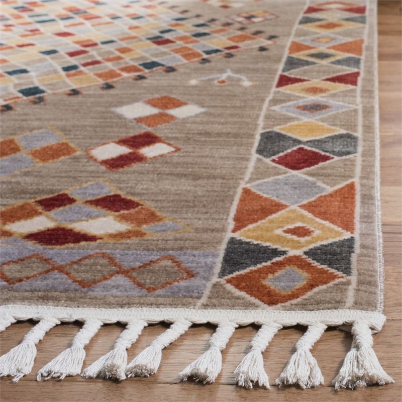 Safavieh Farmhouse 8' x 10' Rug in Taupe and Navy