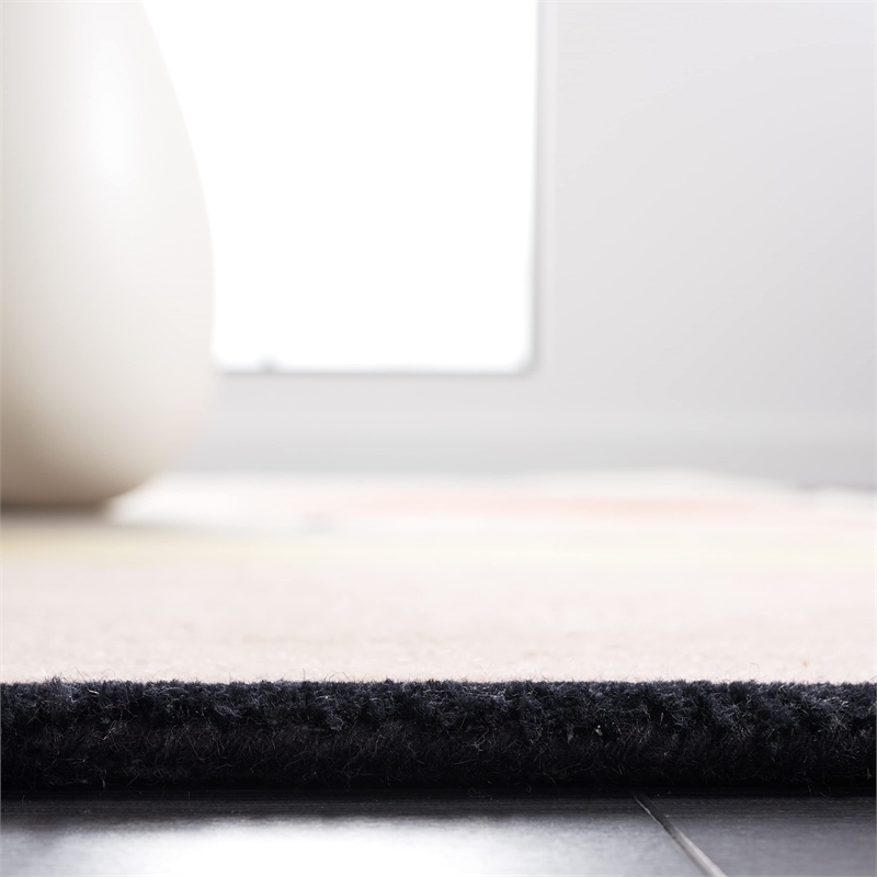 Safavieh Fifth Avenue 5' x 8' Hand Tufted Wool Rug in Ivory