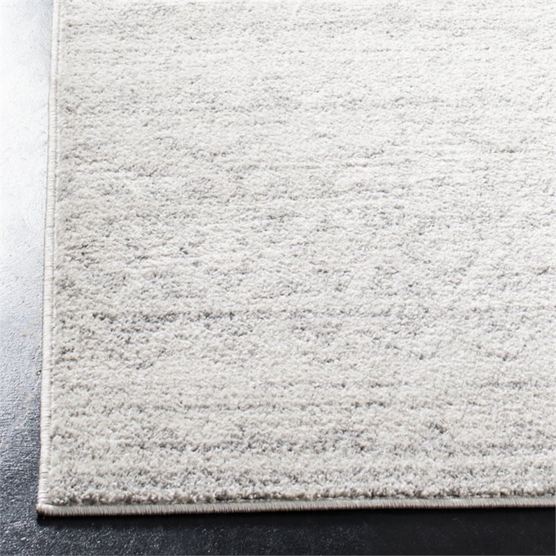 Safavieh Adirondack 6' x 9' Rug in Ivory and Silver
