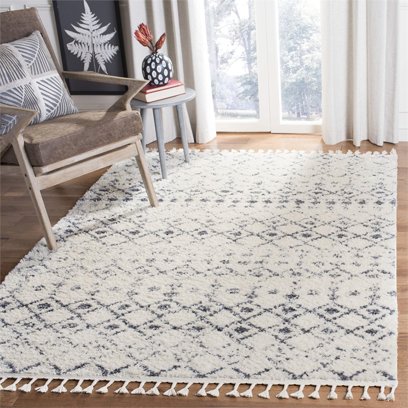 Safavieh Berber 4' x 6' Shag Rug in Cream and Dark Gray