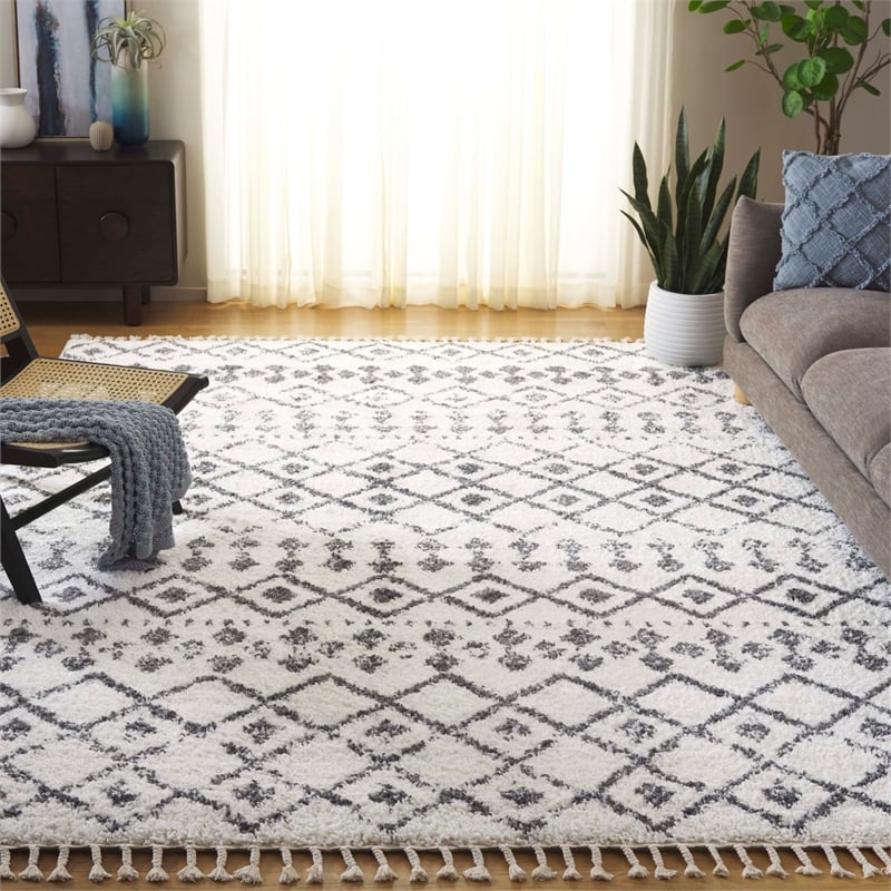 Safavieh Berber 8' x 10' Shag Rug in Cream and Dark Gray