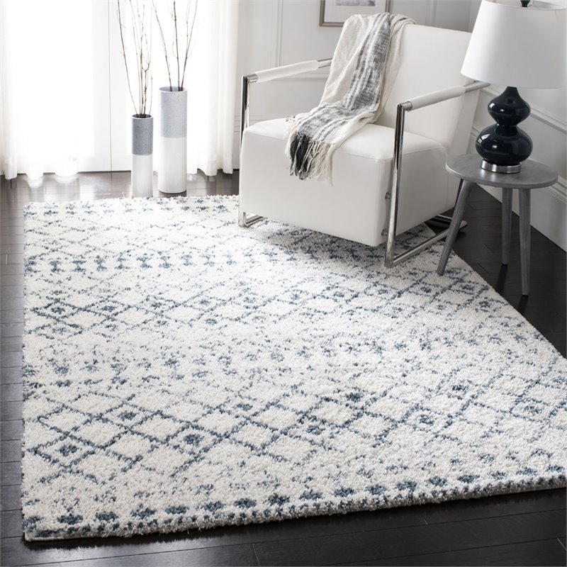 Safavieh Berber 4' x 6' Shag Rug in Cream and Blue