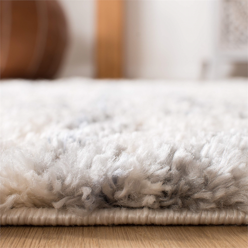 Safavieh Berber 8' x 10' Shag Rug in Cream and Gray