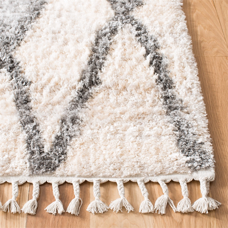Safavieh Berber 8' x 10' Shag Rug in Cream and Blue