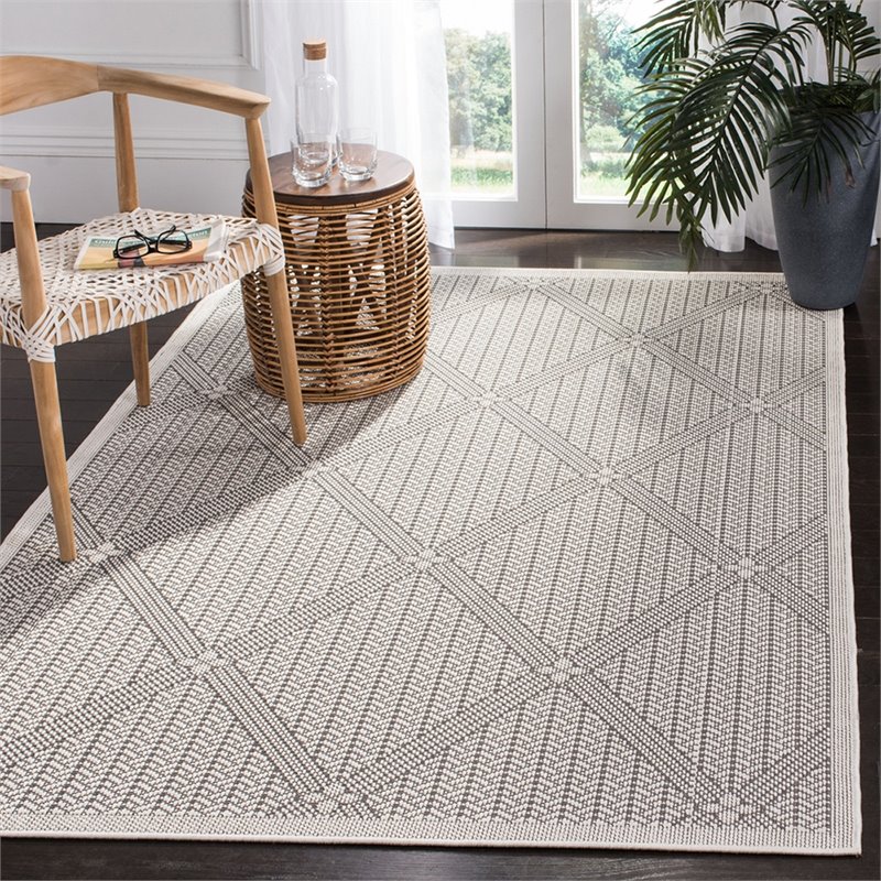 Safavieh Bermuda 9' x 12' Rug in Cream and Gray