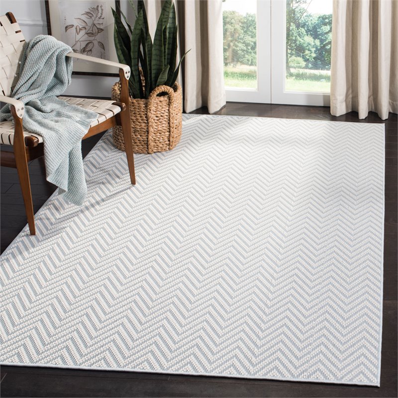 Safavieh Bermuda 9' x 12' Rug in Light Blue and Cream