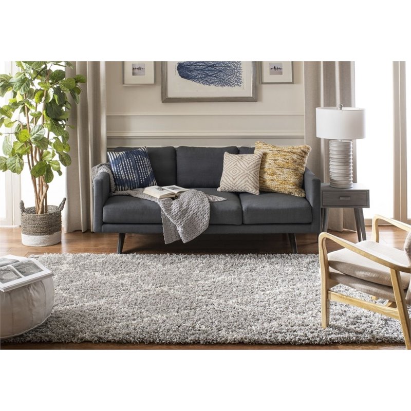 Safavieh Pro Lux 4' x 6' Shag Rug in Gray and Cream