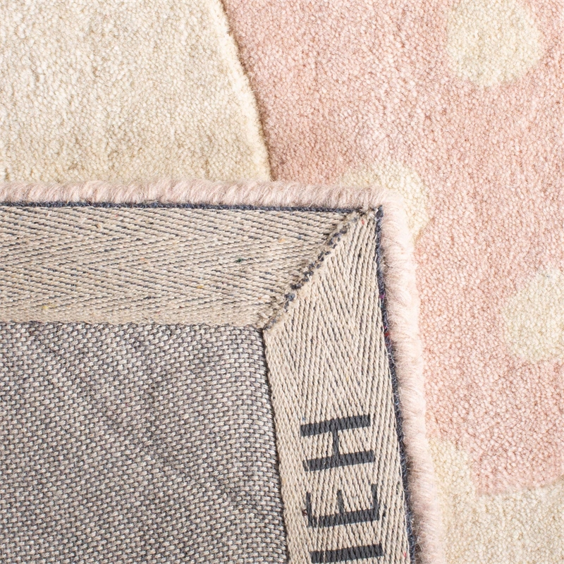 Safavieh 5' x 8' Hand Tufted Wool Rug in Pink and Ivory
