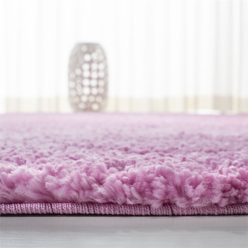 Safavieh August 6' x 9' Shag Rug in Pink