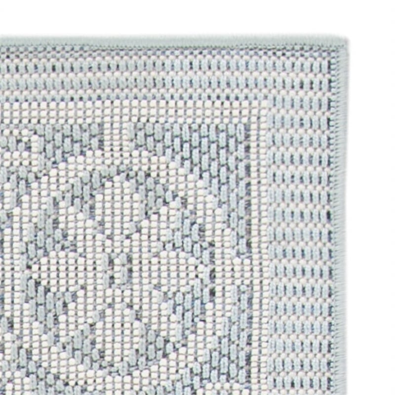 Safavieh Bermuda 9' x 12' Rug in Light Blue and Ivory
