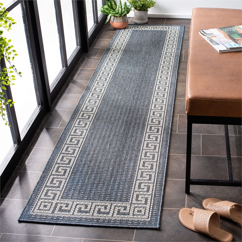 Safavieh Bermuda 4' x 6' Rug in Ivory and Blue