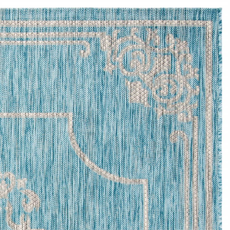 Safavieh Courtyard 4' x 5'7