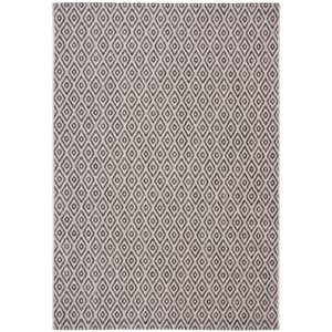Safavieh Courtyard 5'3&quot x 7'7&quot Rug in Beige and Black