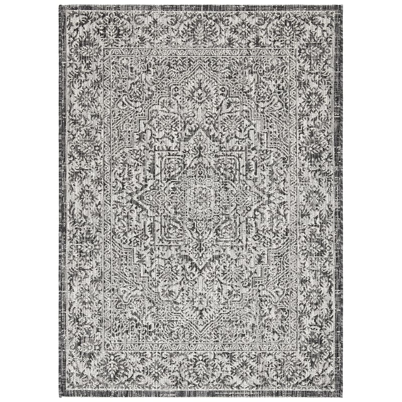 Safavieh Courtyard 4' x 5'7