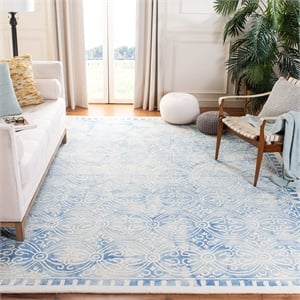 Safavieh Dip Dye 7' Square Hand Tufted Wool Rug in Blue and Ivory