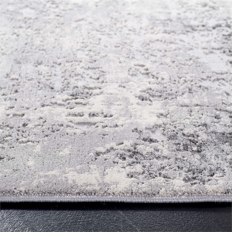 Safavieh Invista 4' x 6' Rug in Gray and Ivory