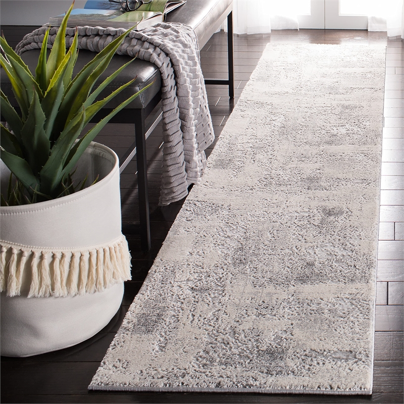 Safavieh Invista 2' x 8' Runner Rug in Gray and Ivory