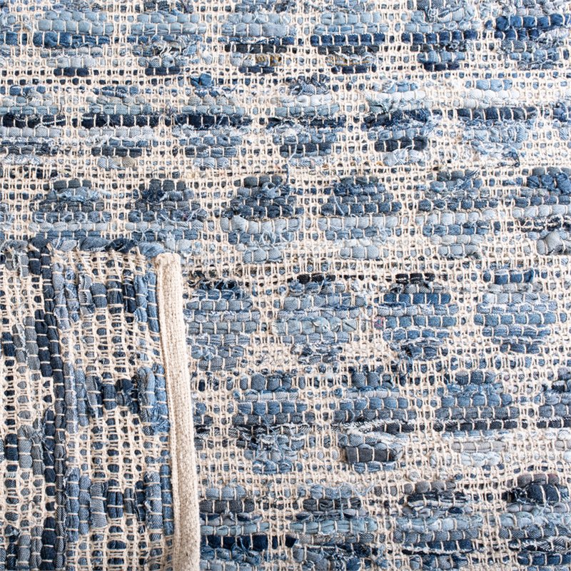 Safavieh Montauk 8' x 10' Hand Woven Rug in Blue