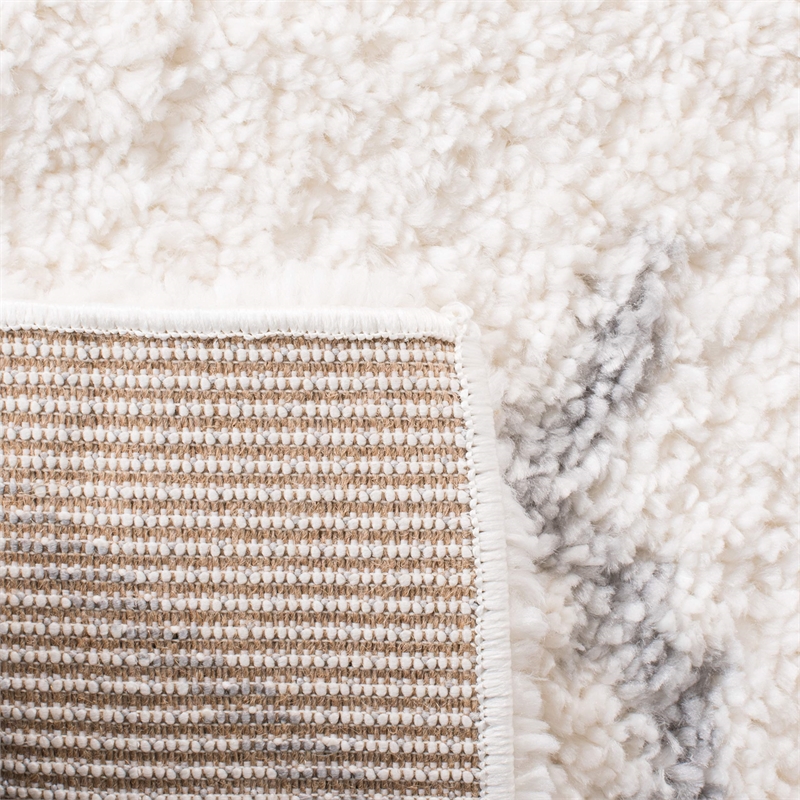 Safavieh Parma 4' x 6' Shag Rug in Cream and Gray