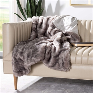 Safavieh Faux Chinchilla Fur Throw Blanket in Gray