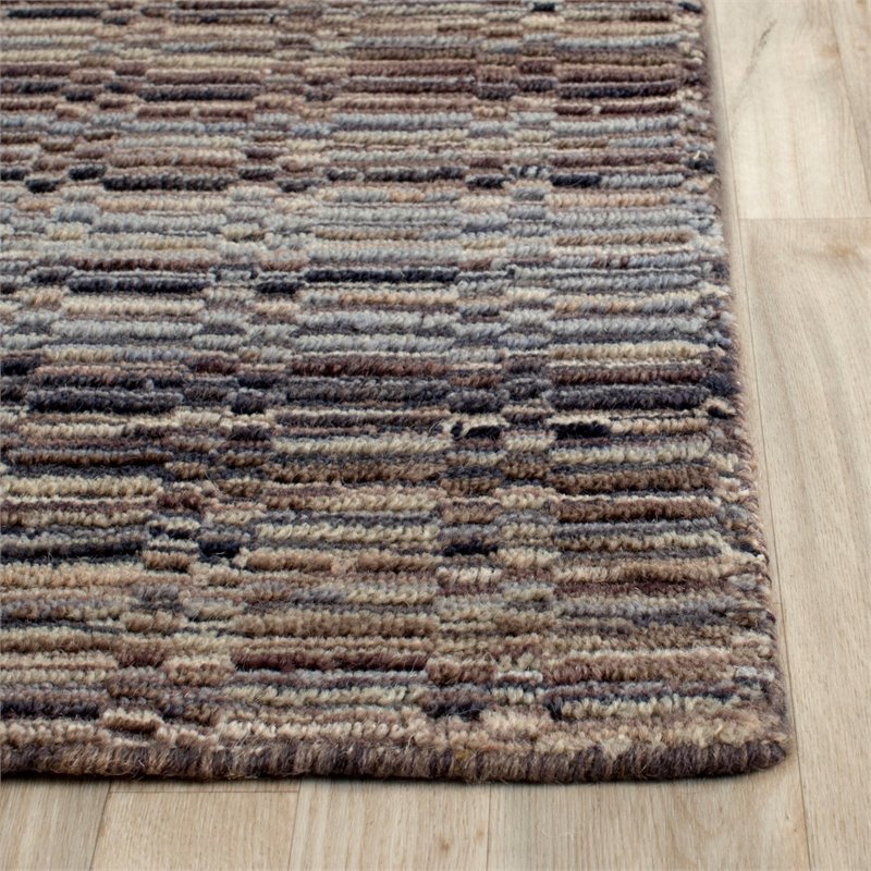 Safavieh Himalaya 4' x 6' Hand Loomed Wool Rug in Beige