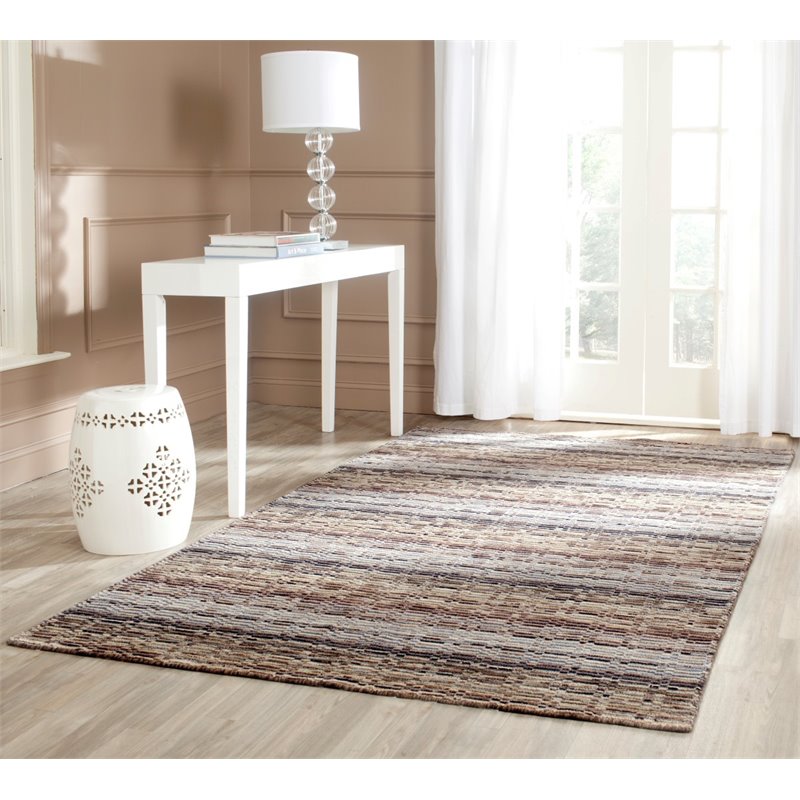 Safavieh Himalaya 5' x 8' Hand Loomed Wool Rug in Beige