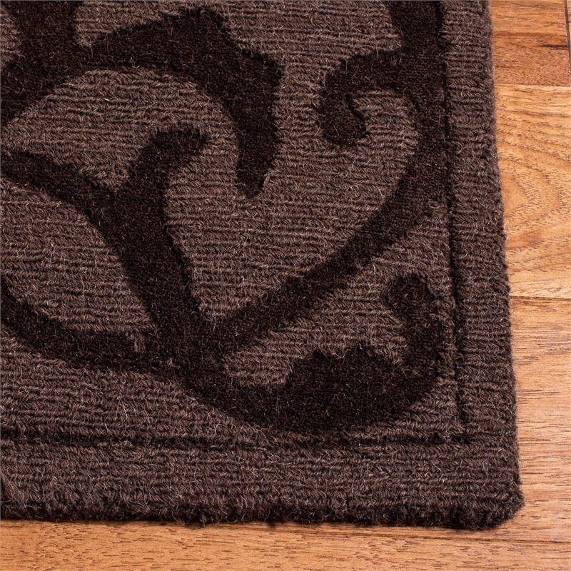 Safavieh Impressions 4' x 6' Hand Loomed Wool Rug in Brown