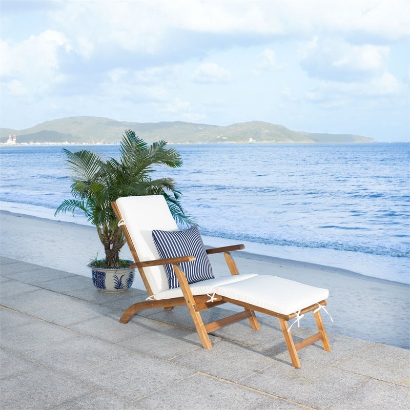 Safavieh Palmdale Acacia Wood/Polyester Lounge Chair in Natural/White