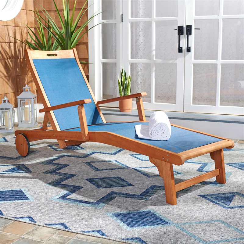 Safavieh Kamson Eucalyptus Wood/Polyester Outdoor Sun Lounger in Natural/Navy