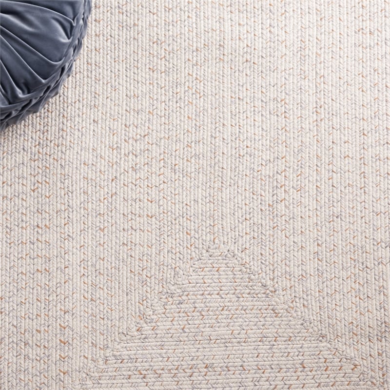 Safavieh Braided 10' X 14' Hand Woven Rug in Ivory / Light Gray