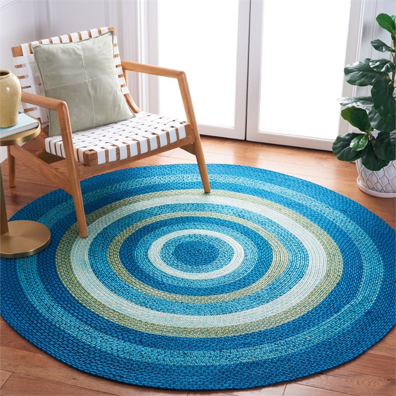 Safavieh Braided 7' X 7' Round Hand Woven Rug in Aqua / Green