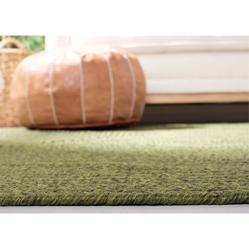 Safavieh Braided  4'-0