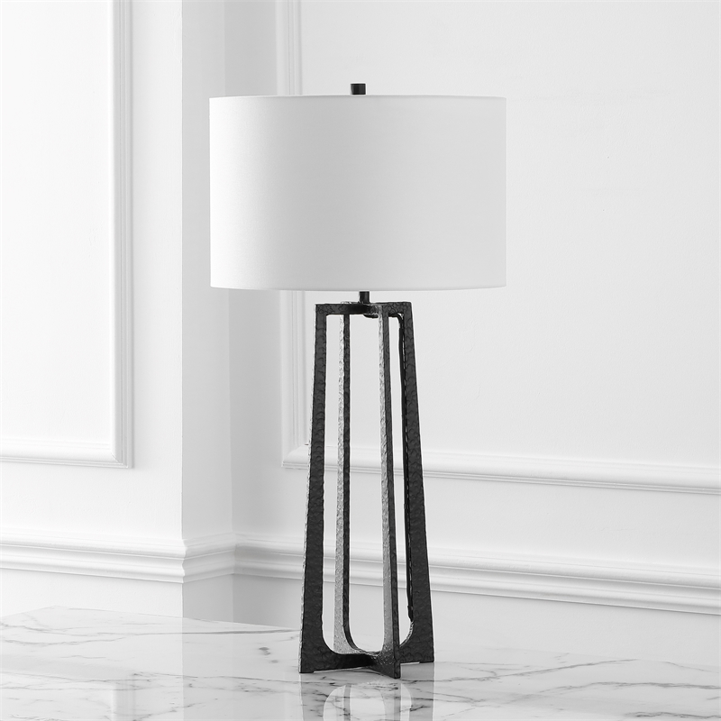 Safavieh Pollyanna Iron Base  Lighting in Black / White