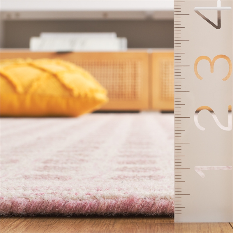 Safavieh Abstract 6' X 6' Square Wool Hand Tufted Rug in Pink